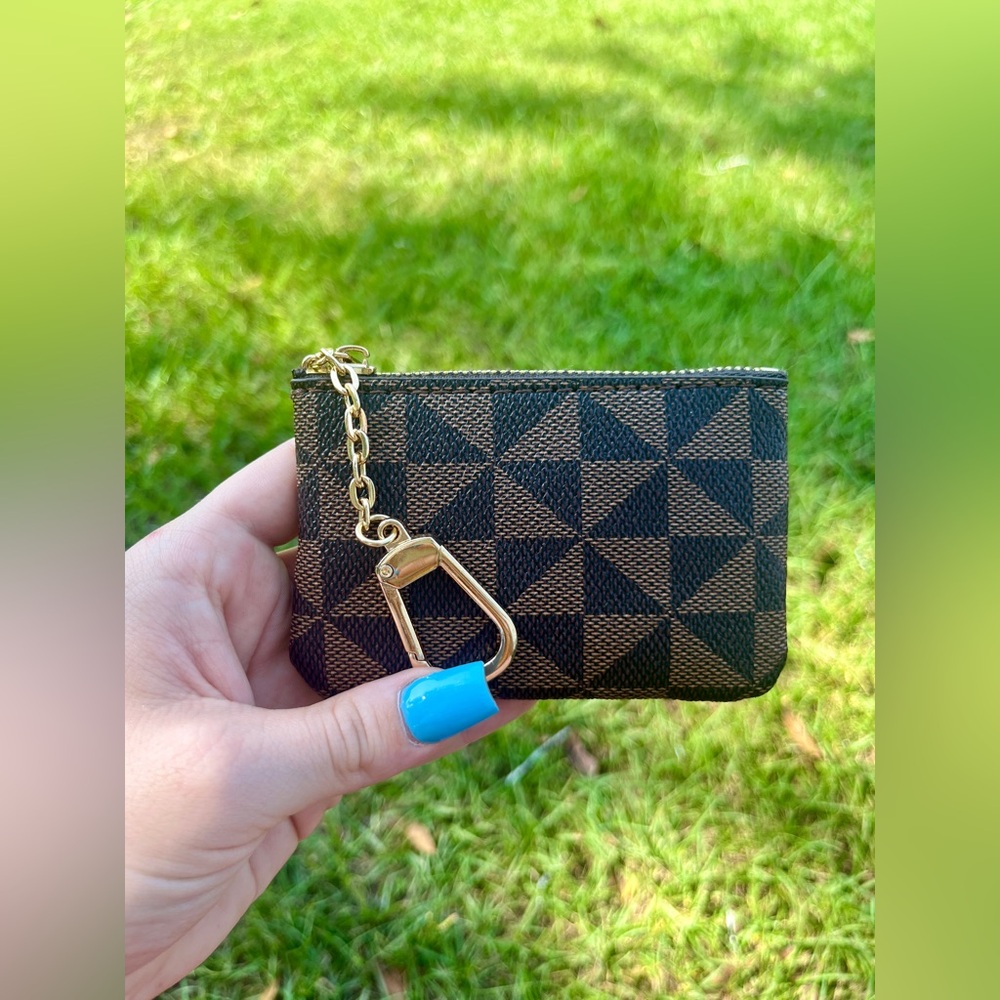 Brown checkered coin pouch BNWT